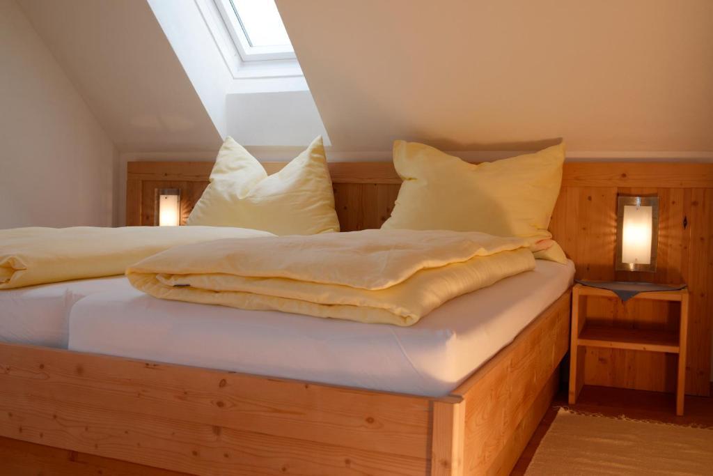 Fruehstueckspension Kleinschuster Burgau Chambre photo